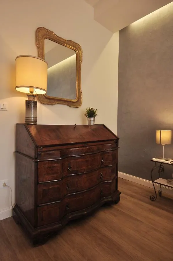 Postcard Apartment Mestre 0*,