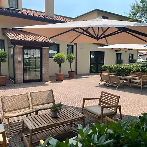 Garden - Smart Semesteranläggning (resort)